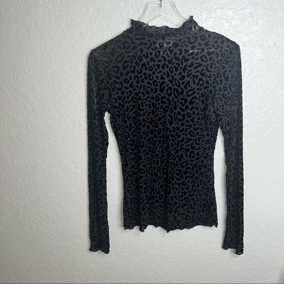 Long Sleeve Cheetah Printed Mesh long sleeve Top with Ruffle Sleeves - Picture 3 of 10